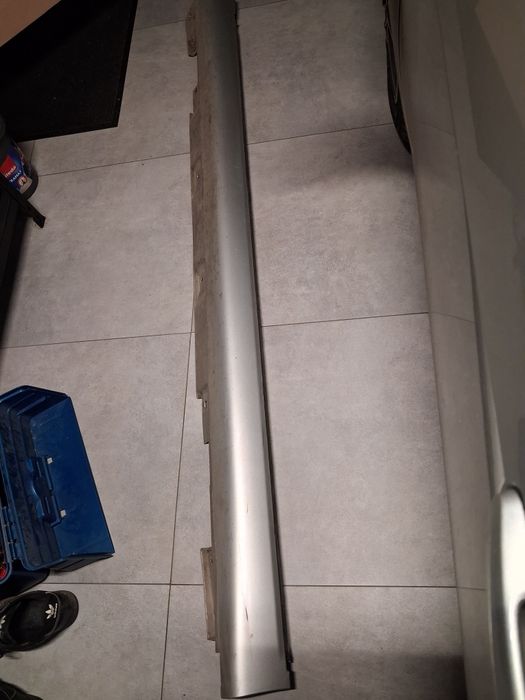 Listwa progowa , próg, toyota