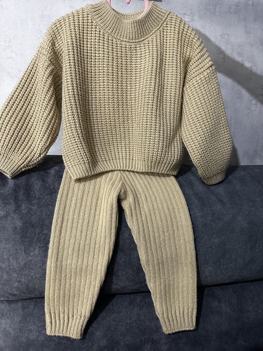 Вʼязаний бежевий костюм 86-92 little angel (mini me)