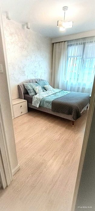 Wynajmę 3 Pokojowe | Przy metrze | z miejscem postojowym| Bezpośrednio