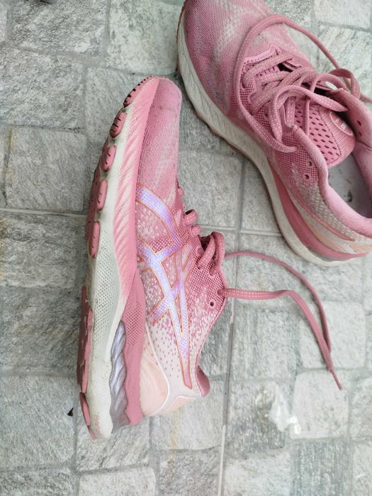 Tênis ASICS  óptimo estado!