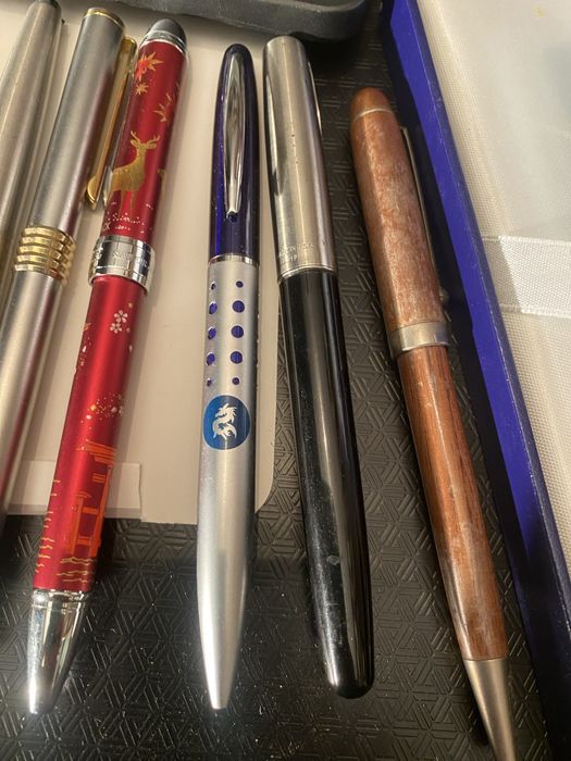 Coleçao varias canetas de boas marcas
