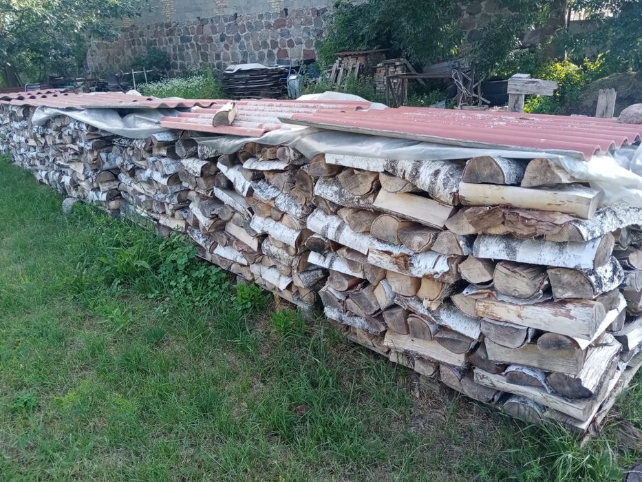 Drewno do kominków i piecy