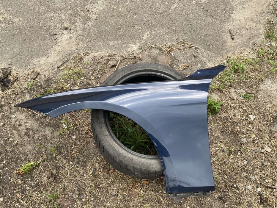 Передне крило Bmw 5F10