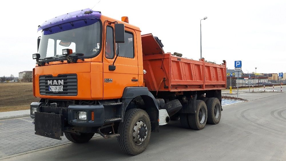 Transport wywrotka 6x6 piach ziemia Usługi koparko ładowarką Żyrardów