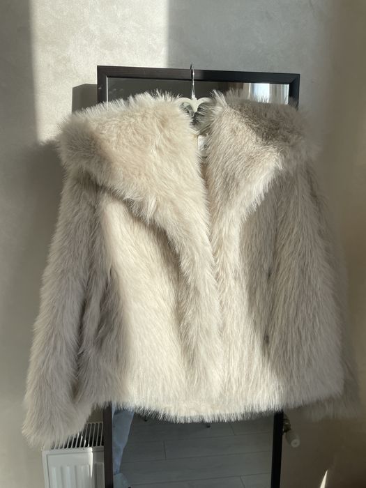 Шубка зі штучного хутра