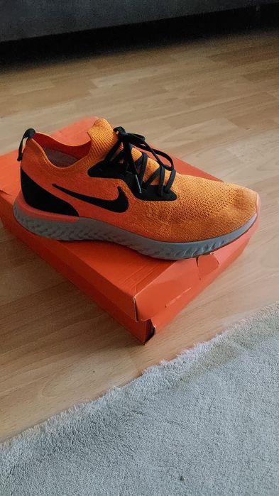 Nike rozmiar 42,5