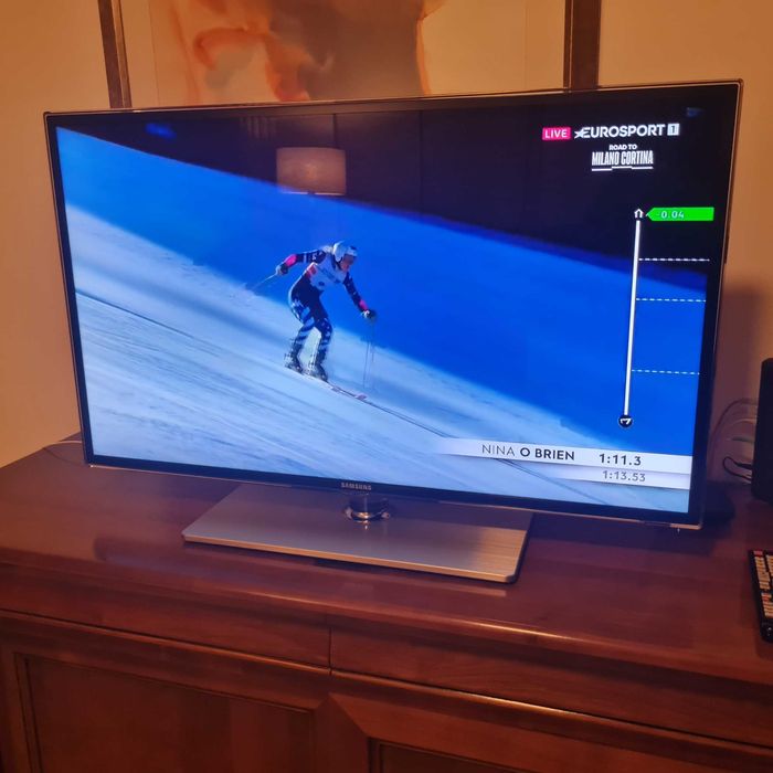 Televisão Samsung 40’’ LED Full HD – Base Rotativa – Como Nova