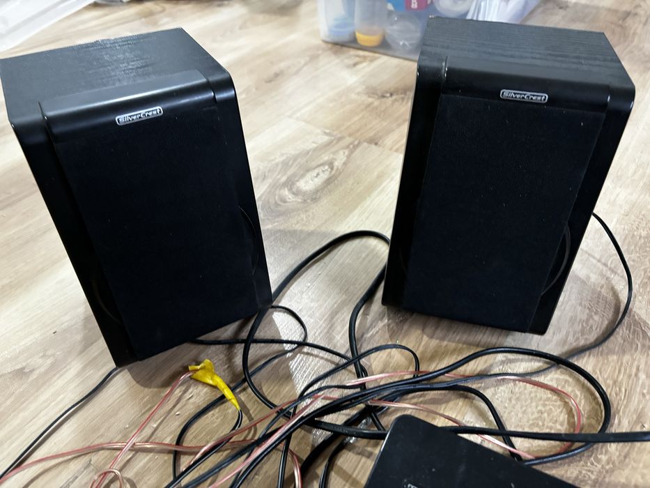 Miniwieża sprzet grający na płyty