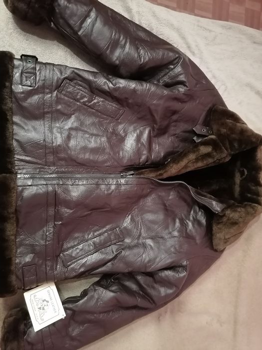 Кожаная зимняя мужская куртка дубленка