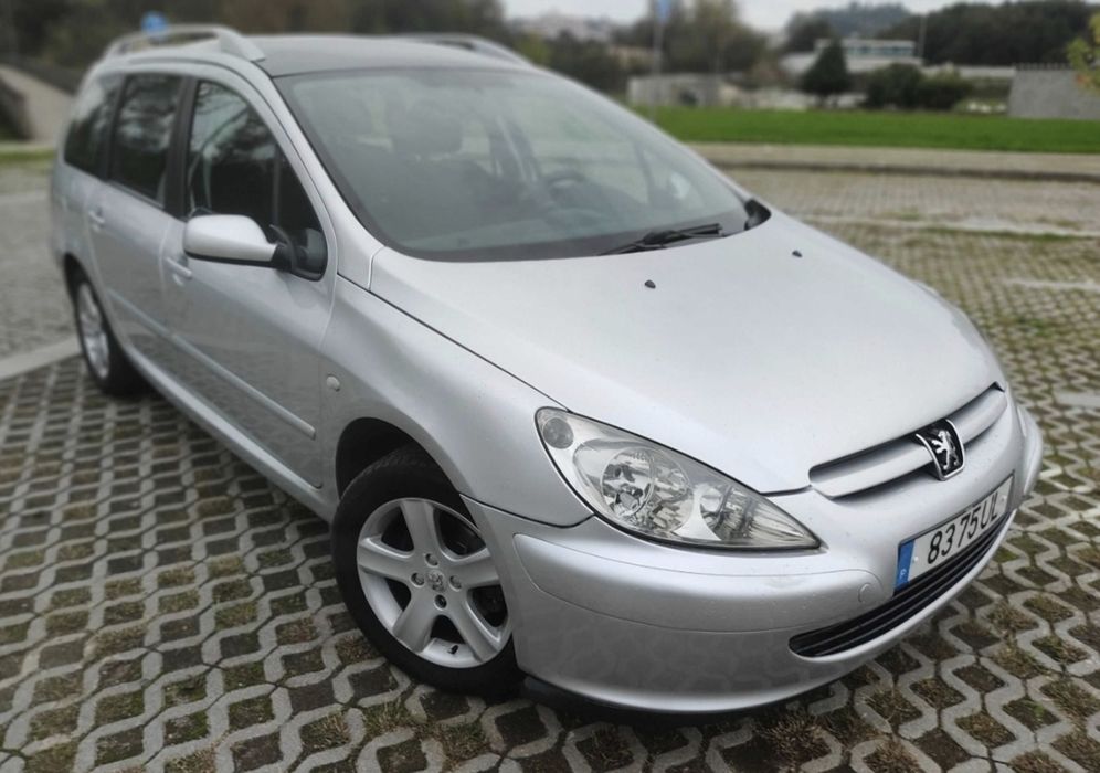 Peugeot 307 2.0 HDI (110 cv) – 7 Lugares – 2002
