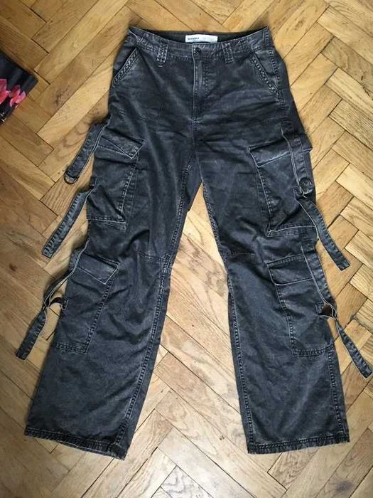 spodnie szerokie cargo kieszenie wysoki stan avant garde