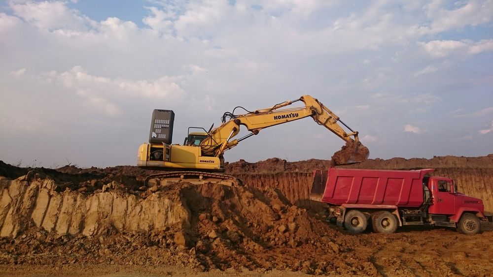 Оренда екскаватора Komatsu