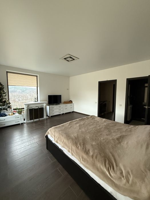 NEWStreet! Продам Двоповерховий будинок по вул.Єськова