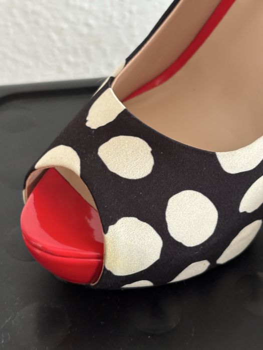 ZJAWISKOWE Szpilki na platformie peep toe NOWE Yamamay 39