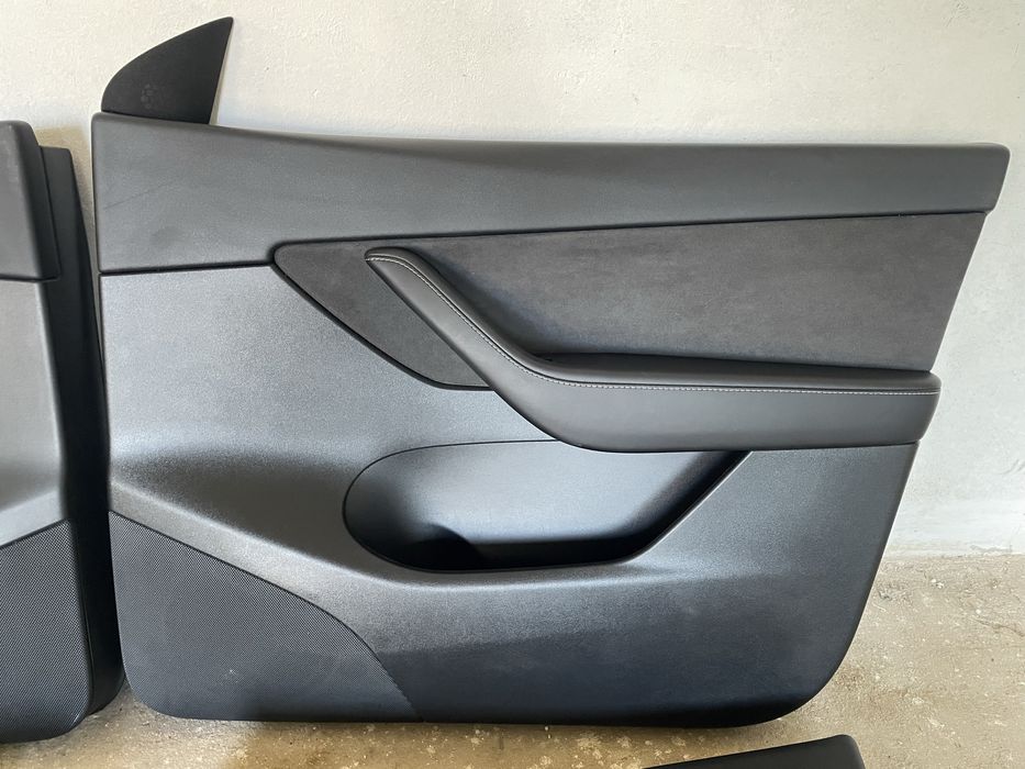 Карти дверей Tesla Model Y обшивка дверей Тесла Молел У