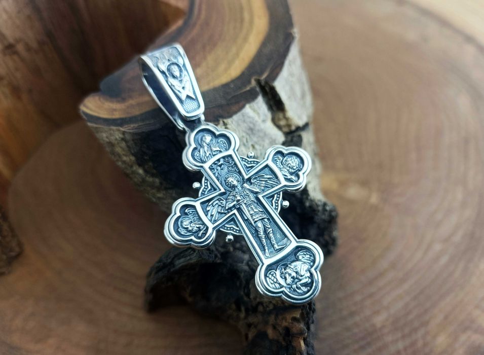 Срібний хрест Архангел Міхаїл. Серебряный крест с Архангелом Михаилом