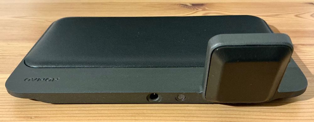 Stacja ładowania Nomad Base station for Apple Watch ładowarka Qi skóra