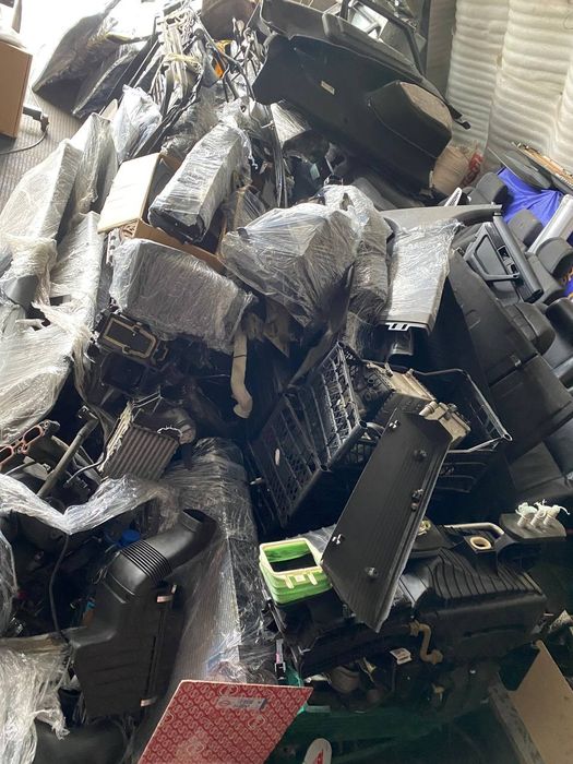 Запчастини М5 F10 s63b44 м5ф10 с63б44