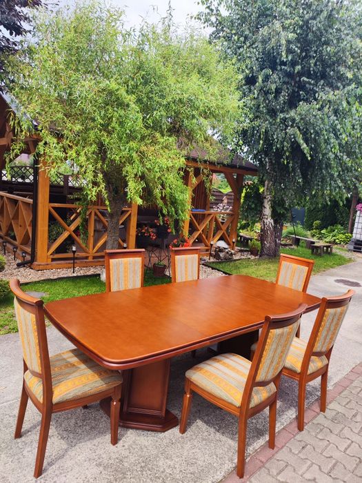 Komplet mebli stół+ 6 krzeseł