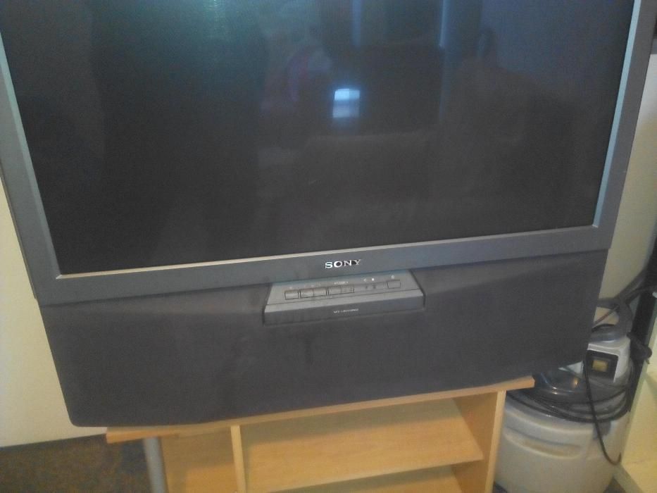 Retroprojetor sony ecran plano de 103 cm