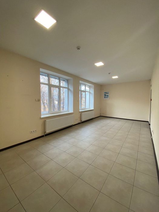 Сдам в аренду офис, коммерцию, склад 130 м2 на Солнечном, Любарского