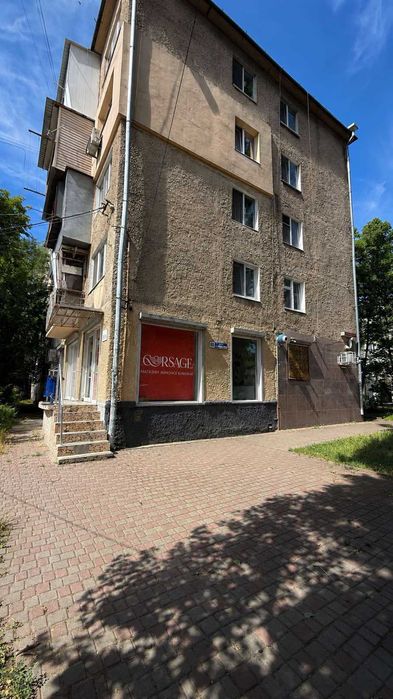 Сдам фасадное помещение 61 м², ул. Филатова район площади Деревянко. Без комиссии.