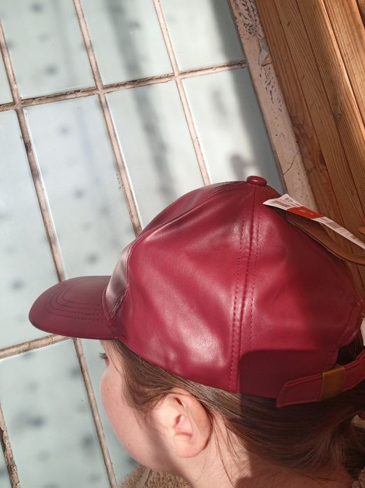 Кепка Stradivarius