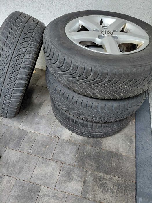 Opony Zimowe 195/65 r.15 z Aluminiowe Felgi