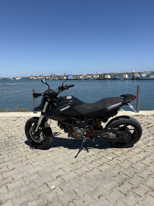 Ducati Hypermotard 796