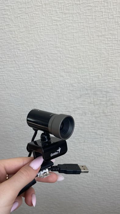 Веб - камера Genius FaceCam 1000 HD