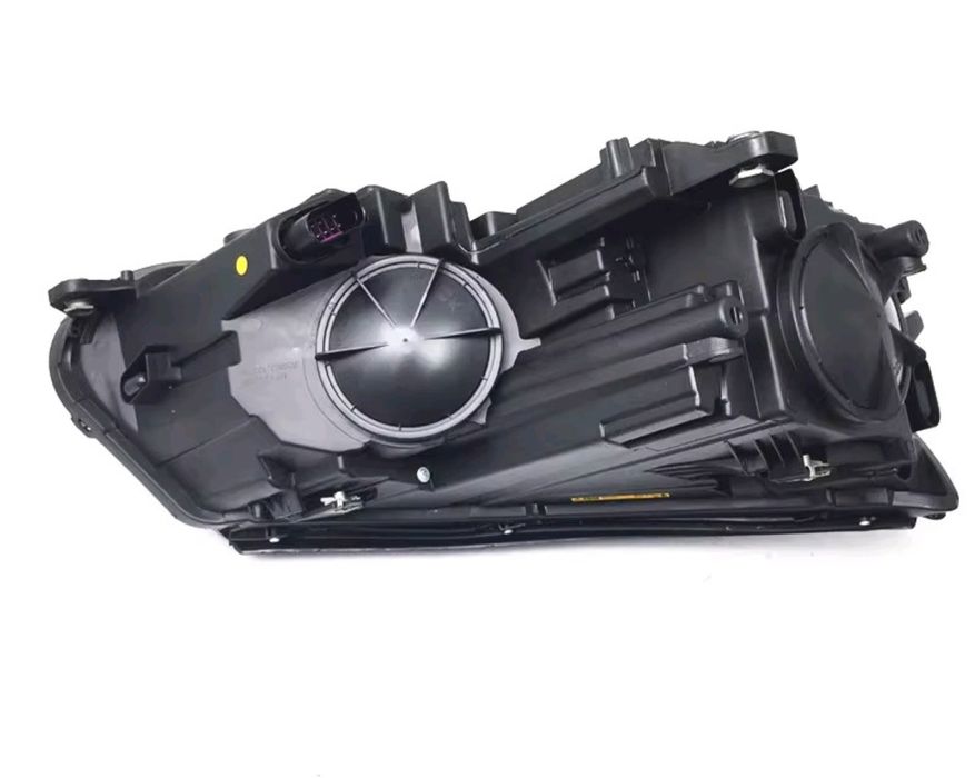 Фары Volkswagen Tiguan 2012-2018 ксенон/галоген