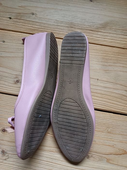 Różowe baleriny z kokardkami