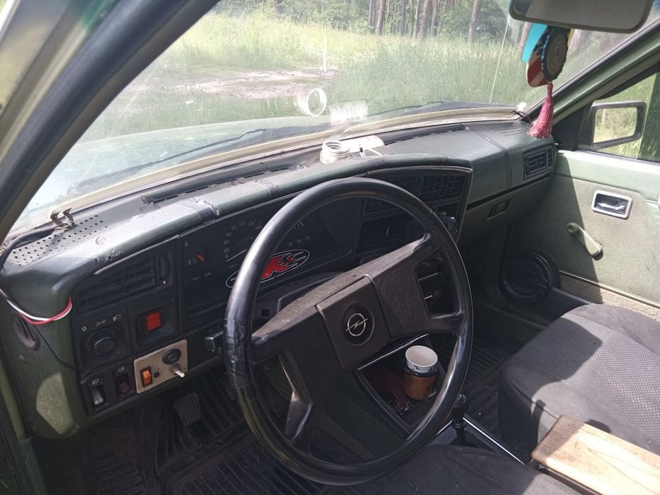 Продам Opel Ascona