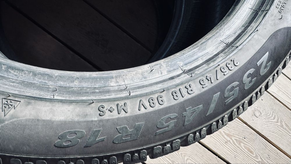 Шини б/у 235/45 r18 Pirelli SottoZeroWinter240 резина зима комплект