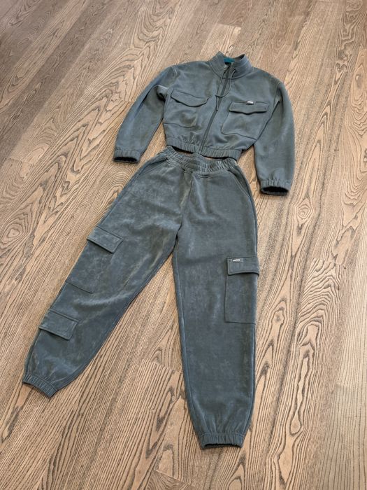 Костюм женский Guess