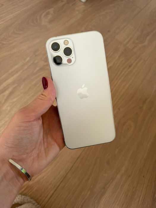 Iphone 12 pro в гарному стані