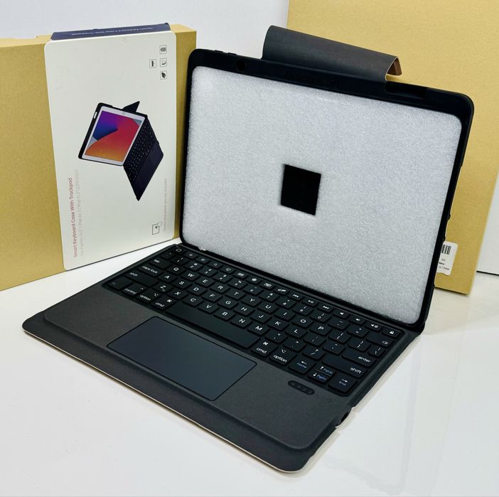 Новий чохол з клавиатура та тачпадом для iPad/Pro 10,2 і 10,5 дюймів