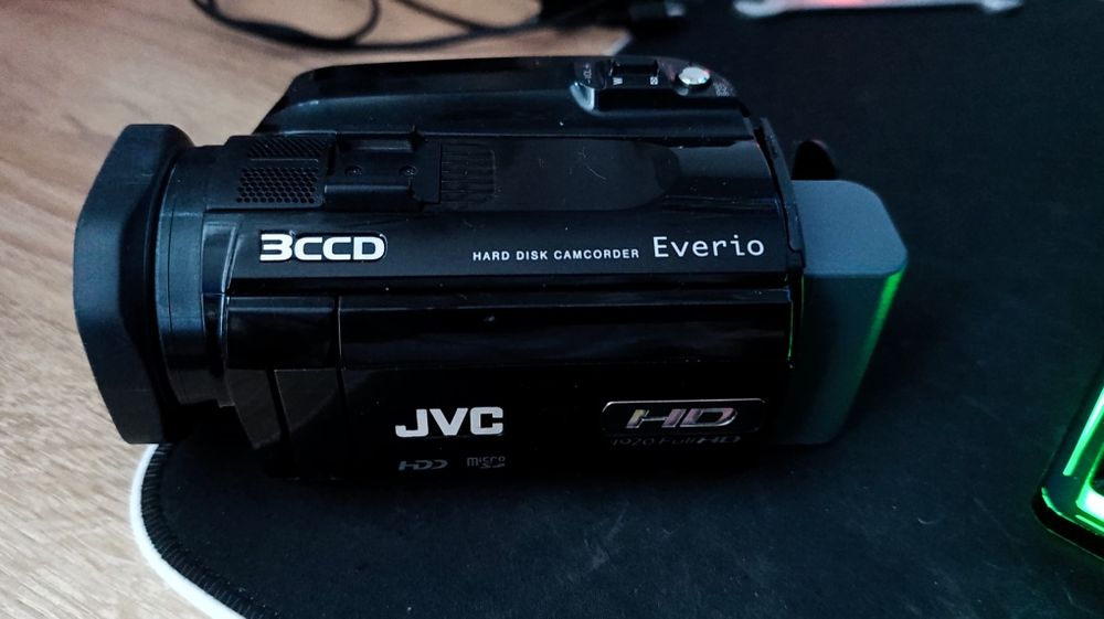 JVC EVERIO 3CCD 120Gb  відеокамера