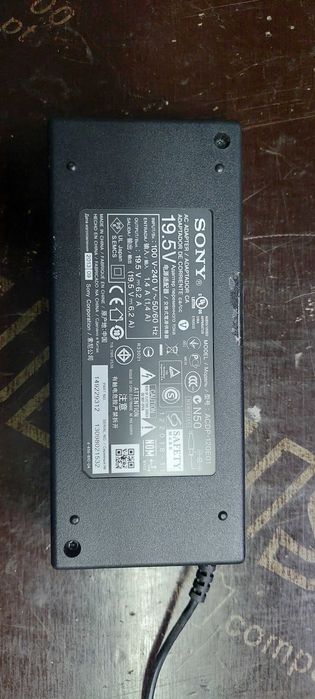 Fonte sony ACDP-120E01