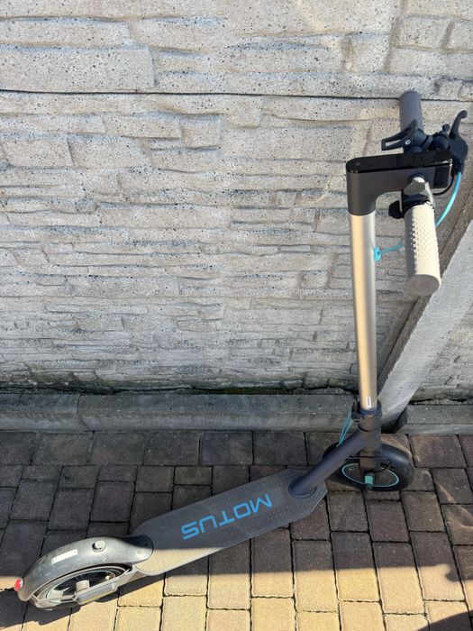 Hulajnoga elektryczna Motus scooty  10