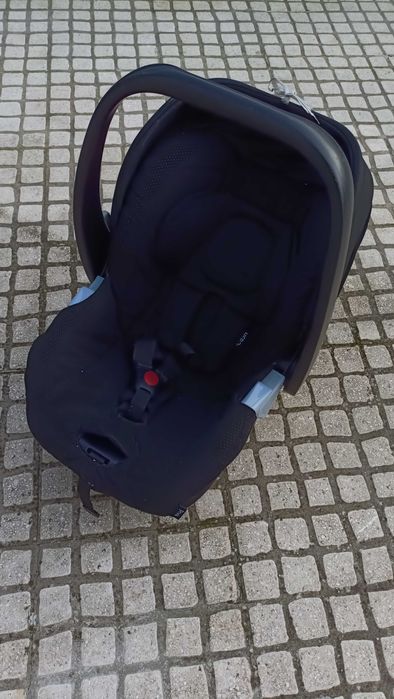 Cadeira de Bebé mais carrinho