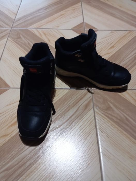Buty zimowe dla chlopca  Campus  r.38