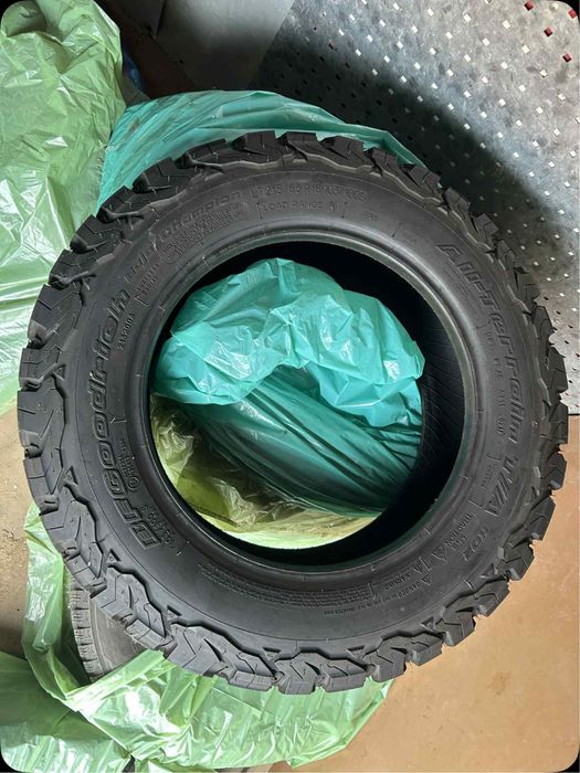BFGOODRICH baja champion 215/65R16 komplet jak nowe
