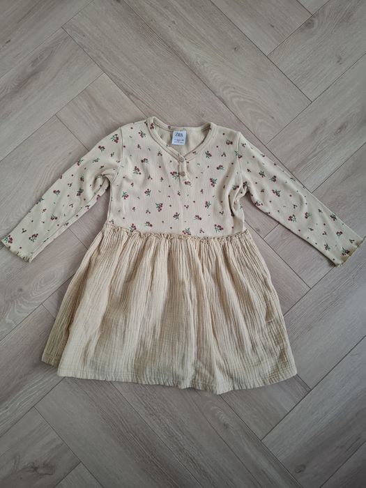 ZARA sukienka bawełniana w kwiatki 110