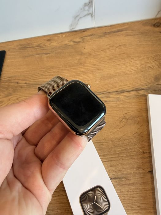 Apple watch 10 42mm titan