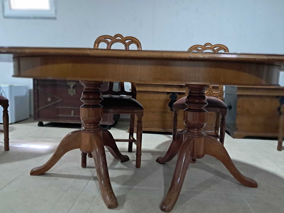 Mesa extensível para refeições