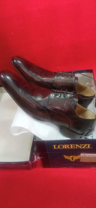 Lorenzi, hand made,Italy, 44/30,5cm