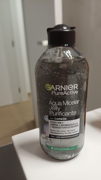 Garnier Água micelar jelly purificante pure active 400ml (NOVO)
400ml