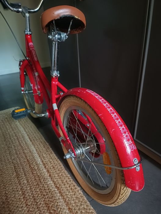 Rower dziecięcy 16 cali czerwony