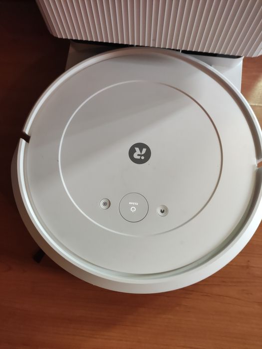 iRobot Roomba Combo 2 – Aspira e Lava com Mopa – Como Novo